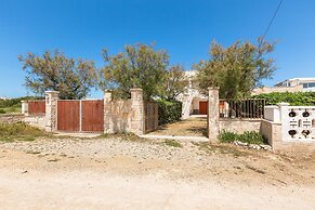 3415 Alba Apartment by Barbarhouse