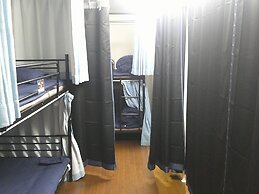 GUEST HOUSE SAKAE - Hostel