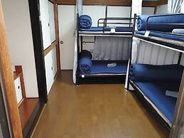 GUEST HOUSE SAKAE - Hostel