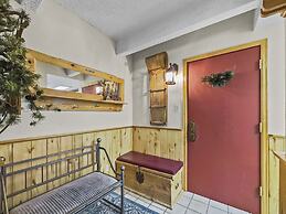 Wh102 Wheeler House 2 Bedroom Condo by RedAwning