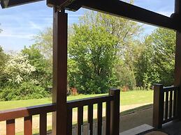 Hollybush Lodges