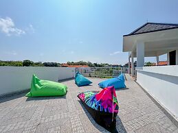 Sunny Apartico Villa