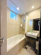 Mactan Newtown C by HiveRooms