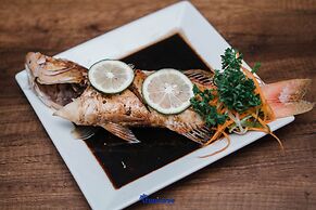 Tropicasa Coron Resort And Hotel