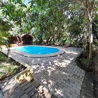 Hotel Cabinas La Playa