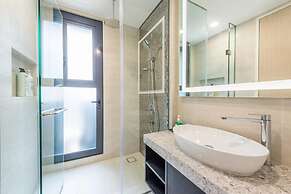 Star Residence by Axquisite Suites