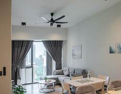 Star Residence by Axquisite Suites