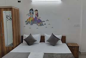 Goroomgo Komfy Stayz Dehradun