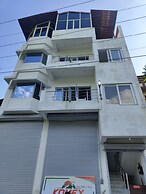 Goroomgo Komfy Stayz Dehradun