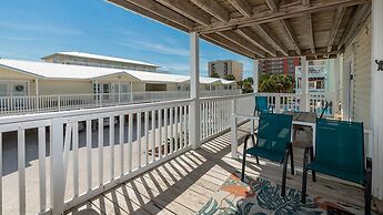 Moonraker 20 1 Bedroom Condo by Redawning