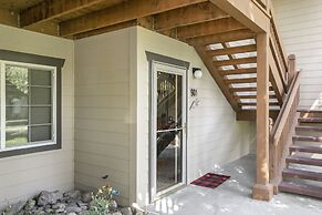 901 Crazy Horse Circle 2 Bedroom Condo by RedAwning