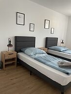 GREEN HILL Apartment