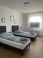 GREEN HILL Apartment