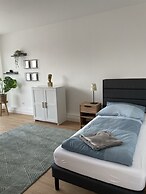 GREEN HILL Apartment