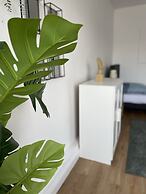 GREEN HILL Apartment