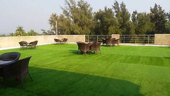 Hotel Sea N Sand - Berries Group