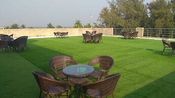 Hotel Sea N Sand - Berries Group