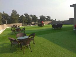 Hotel Sea N Sand - Berries Group