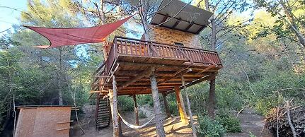 TreeHouses Ljubač Glamping Robinson