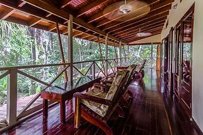 LA PONDEROSA Beach & Jungle Resort