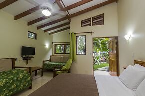 LA PONDEROSA Beach & Jungle Resort