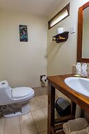 LA PONDEROSA Beach & Jungle Resort