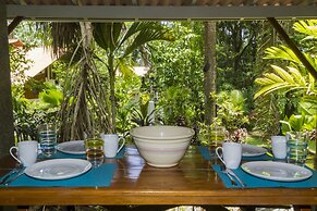 LA PONDEROSA Beach & Jungle Resort