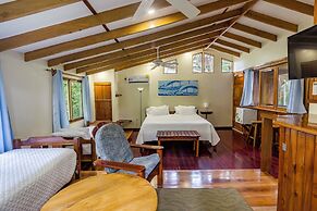 LA PONDEROSA Beach & Jungle Resort