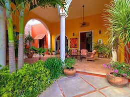 Casa Oasis Guest House and Spa