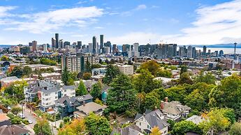 Dragonstone Sweet Suite