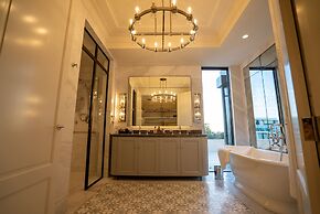 MCA - Boutique Brighton