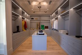 MCA - Boutique Brighton