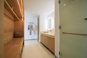 Elite Atoll Beachfront Hotel