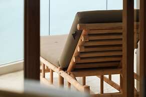 Elite Atoll Beachfront Hotel