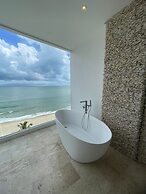 Elite Atoll Beachfront Hotel
