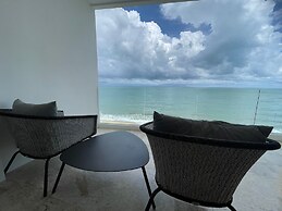 Elite Atoll Beachfront Hotel