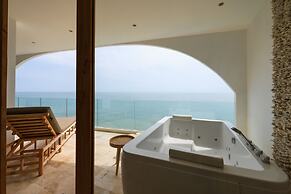 Elite Atoll Beachfront Hotel