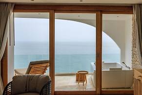 Elite Atoll Beachfront Hotel