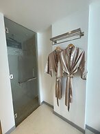Elite Atoll Beachfront Hotel