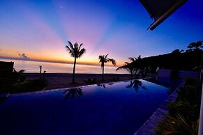 Elite Atoll Beachfront Hotel