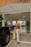 Elite Atoll Beachfront Hotel