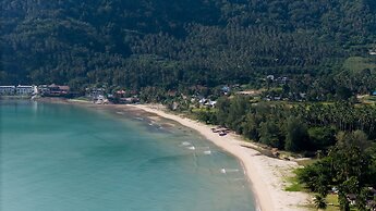 Elite Atoll Beachfront Hotel