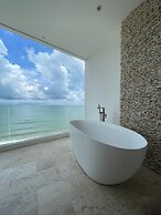 Elite Atoll Beachfront Hotel