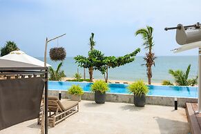 Elite Atoll Beachfront Hotel