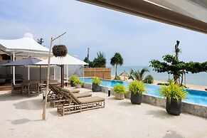 Elite Atoll Beachfront Hotel