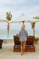 Elite Atoll Beachfront Hotel