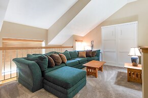 Seven Springs 2BR+Loft Premium Condo, sleeps 11! by RedAwning - Save 1
