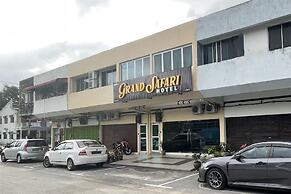 OYO 90369 Safari Hotel Lumut