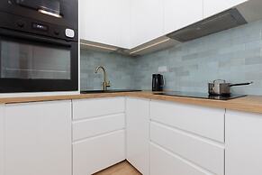 Studio Wola With Parking by Renters