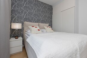 Studio Wola With Parking by Renters